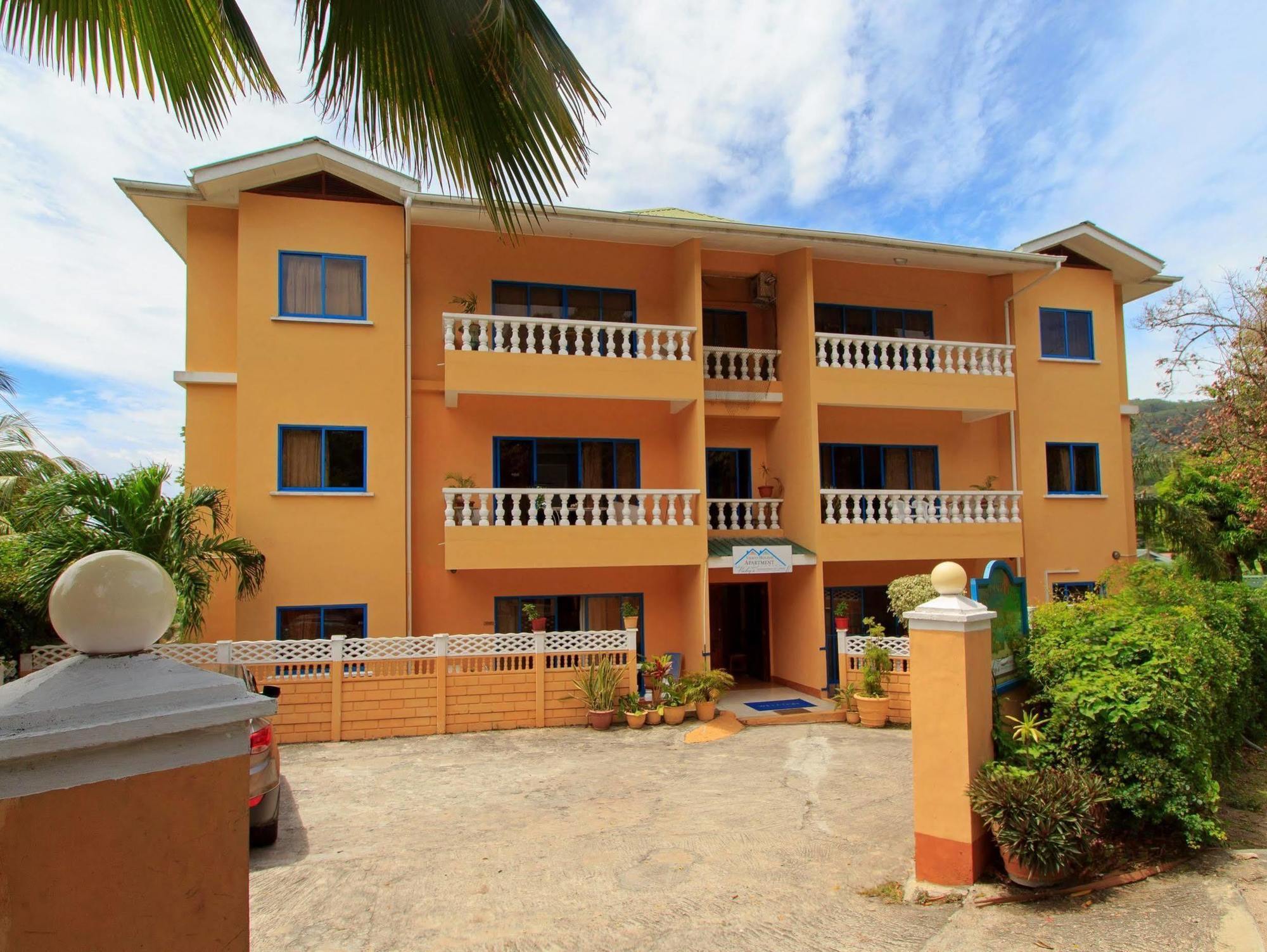 Vicky'S Holiday Apartment Beau Vallon  Eksteriør billede