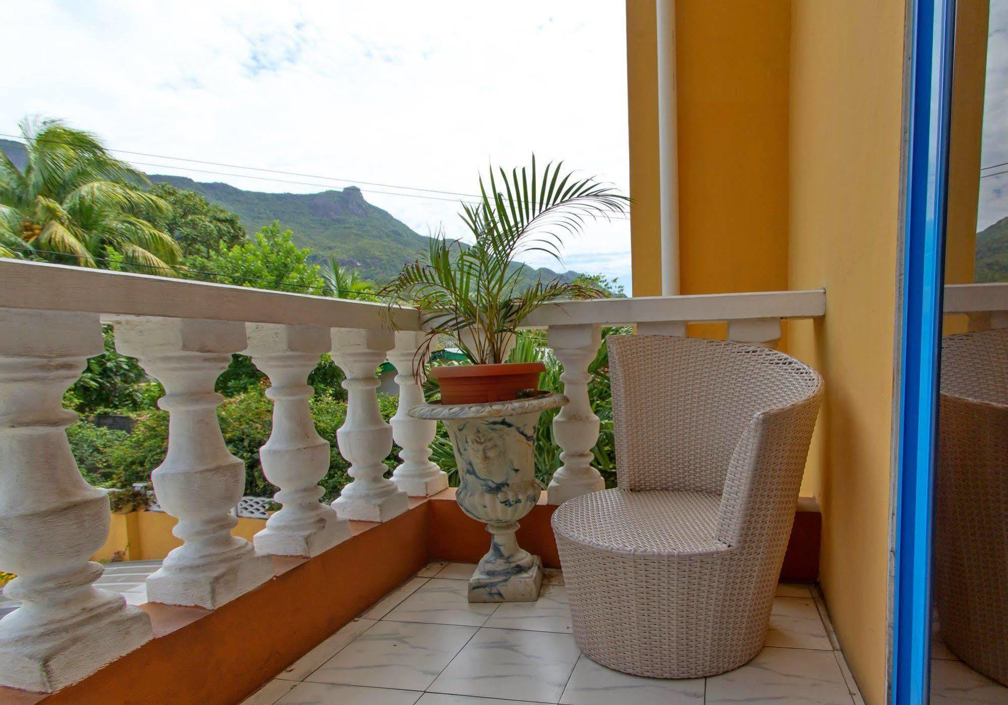Vicky'S Holiday Apartment Beau Vallon  Eksteriør billede